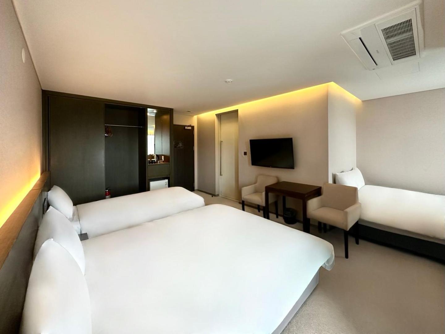Grand Mer Hotel Seogwipo Ocean Esterno foto